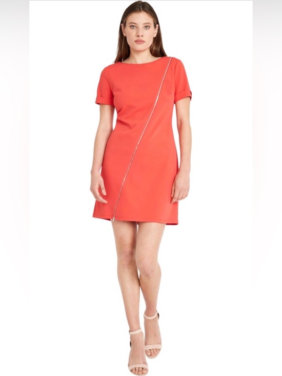 Donna Morgan Dresses & Skirts - NWT-Donna Morgan Women's Short Sleeve Scuba Crepe Dress with Zipper Detail